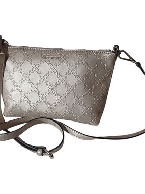 Nine West Embossed Metallic Crossbody in Silver/White NWOT